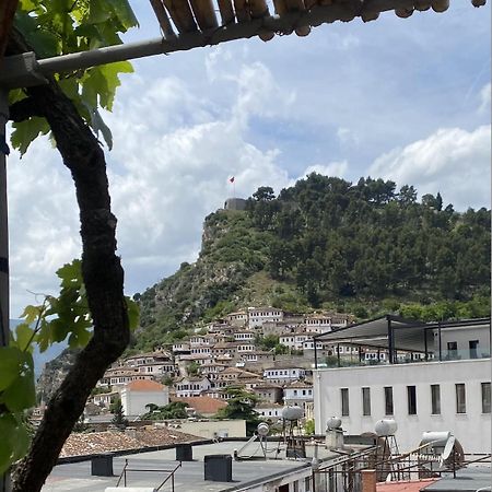 Flat In Berat'S Center Apartment Exterior photo