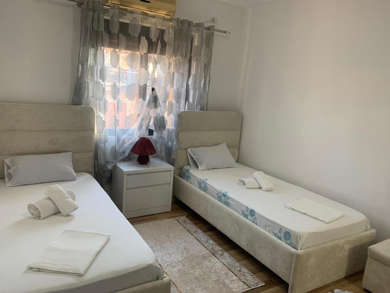 Flat In Berat'S Center Apartment Exterior photo
