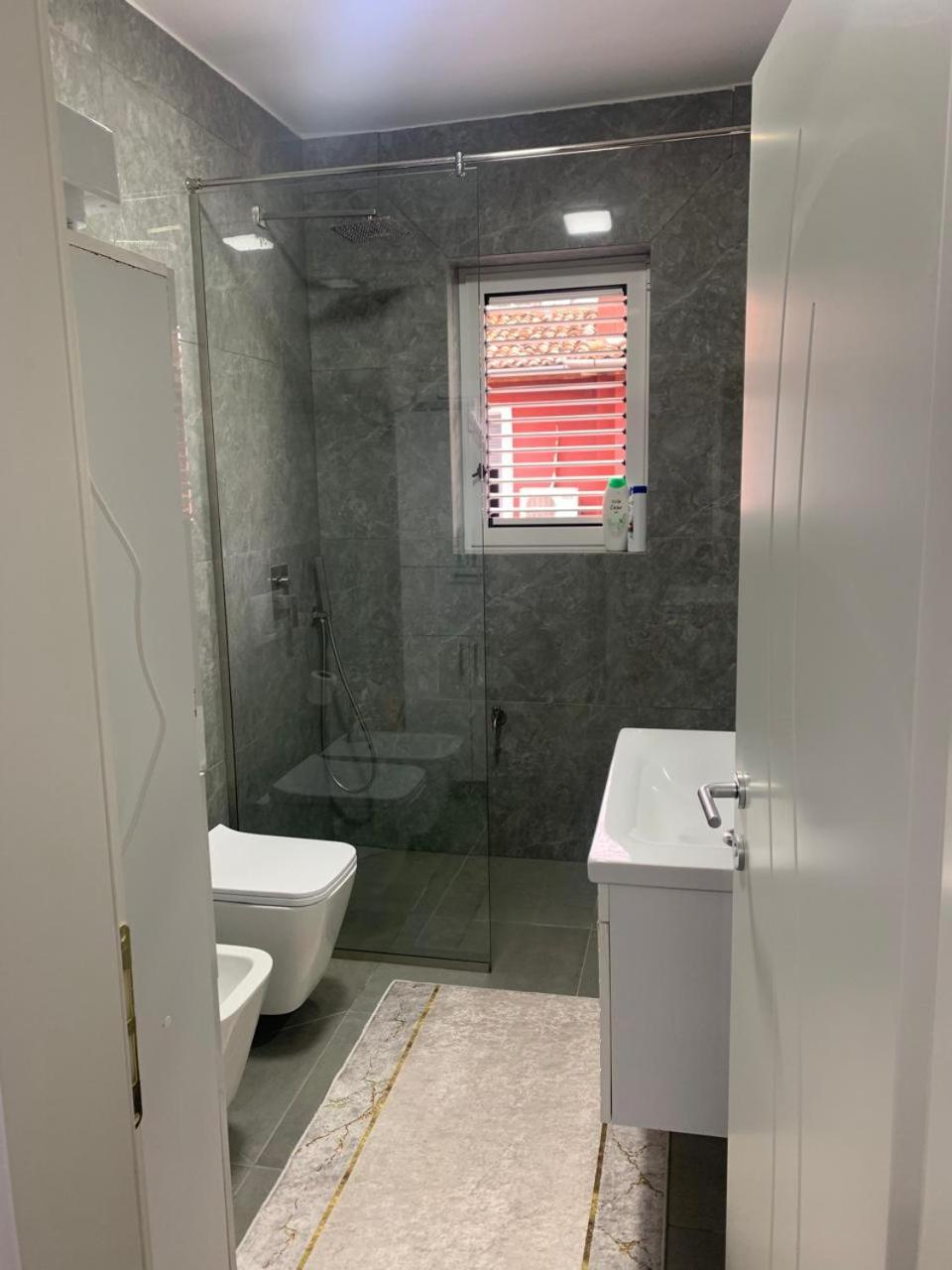 Flat In Berat'S Center Apartment Exterior photo