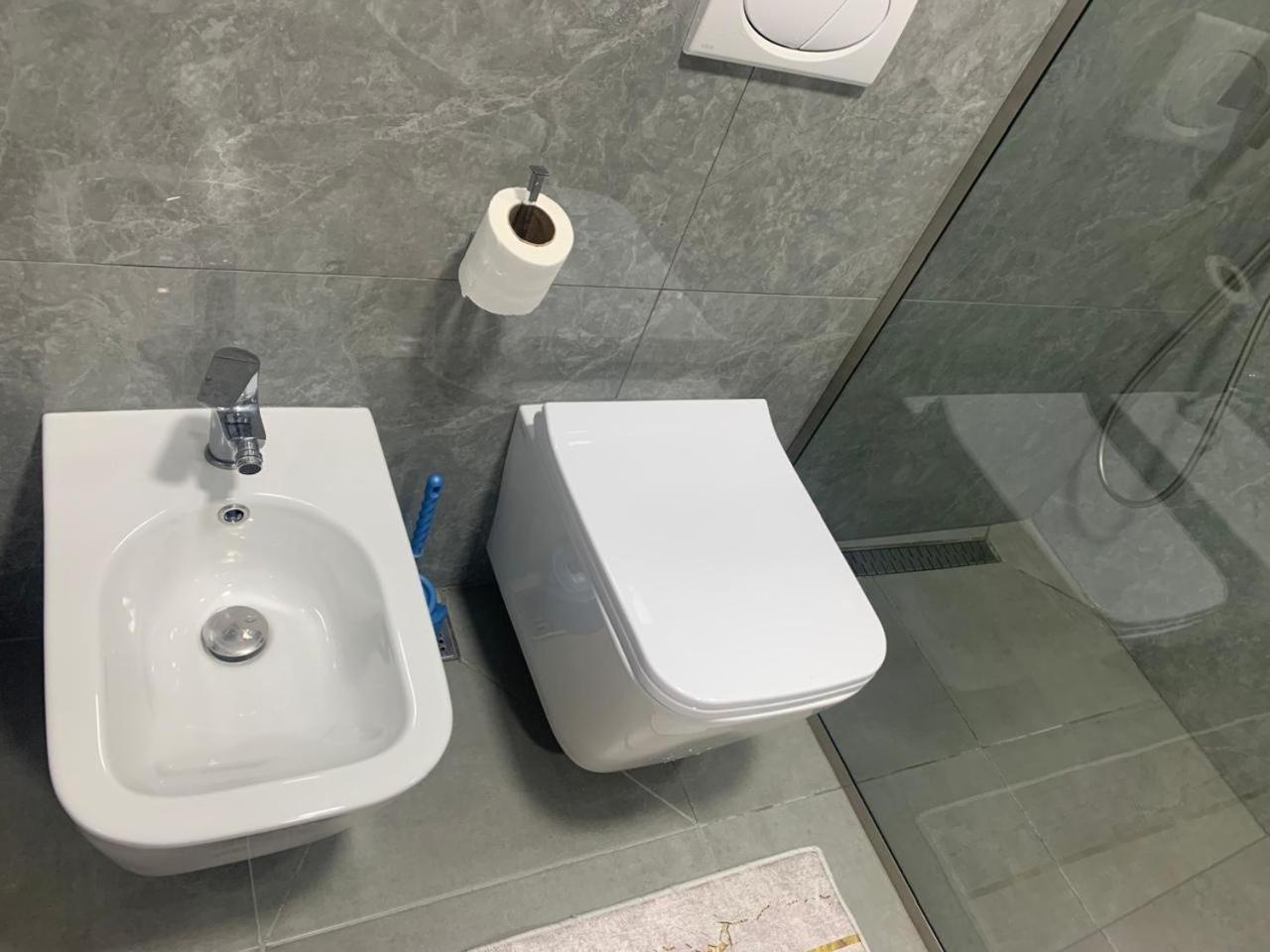 Flat In Berat'S Center Apartment Exterior photo